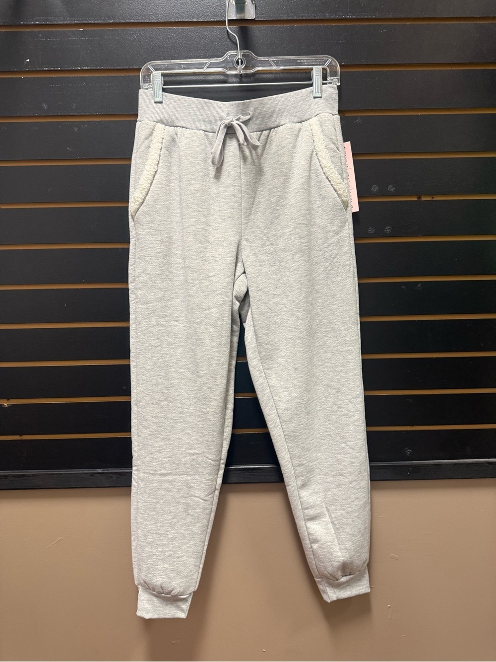 NWT Crave Fame Gray Sherpa Lined Jogger Sweatpants Medium
